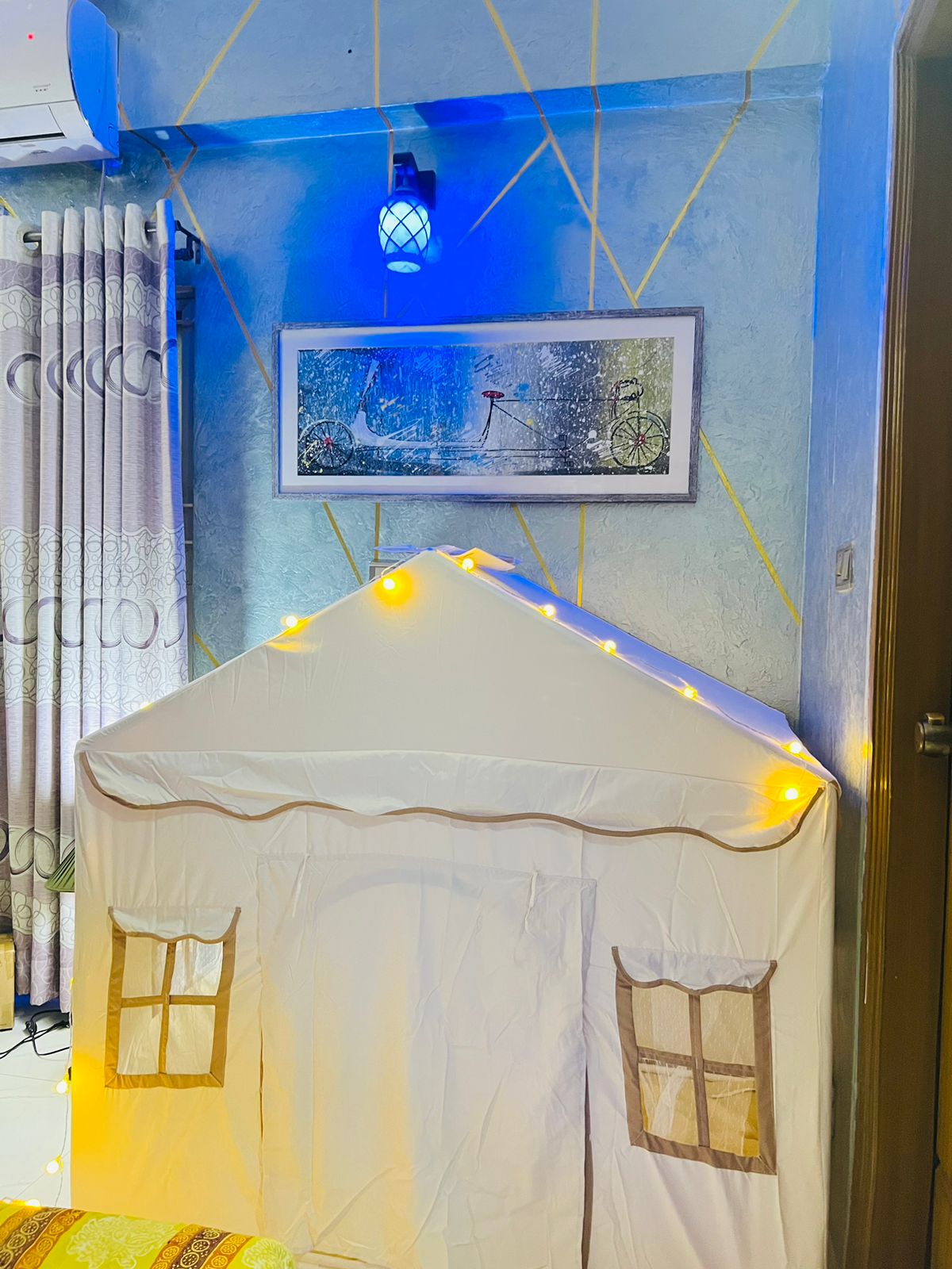 EL 1009H- Kid's House Tent c